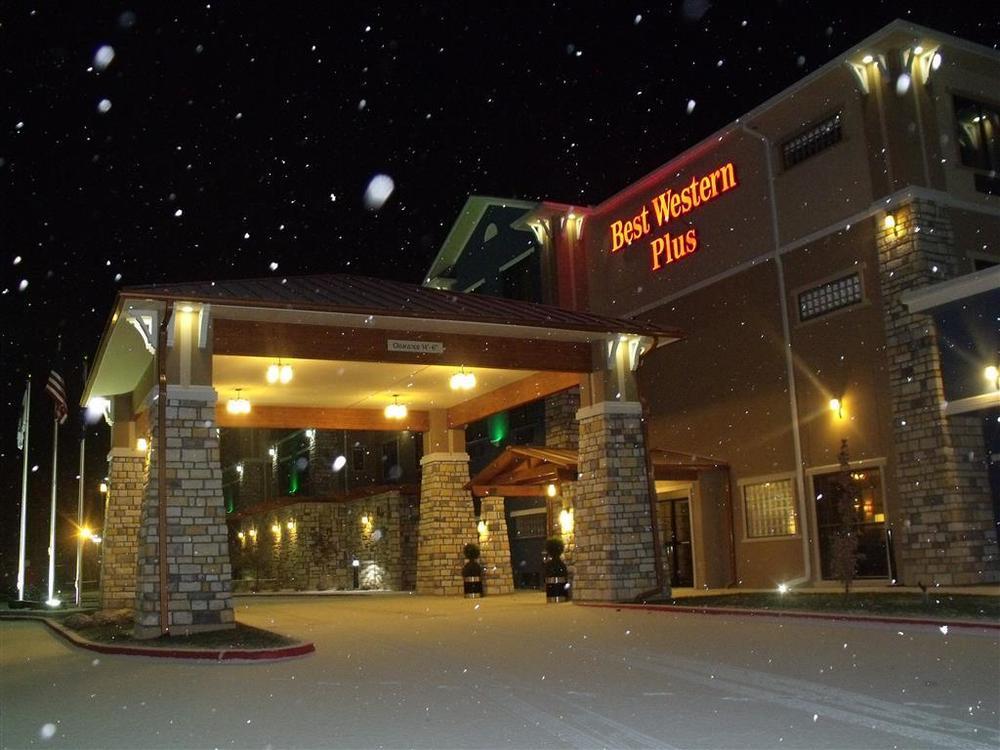 Best Western Plus Emerald Inn & Suites Garden City Kültér fotó