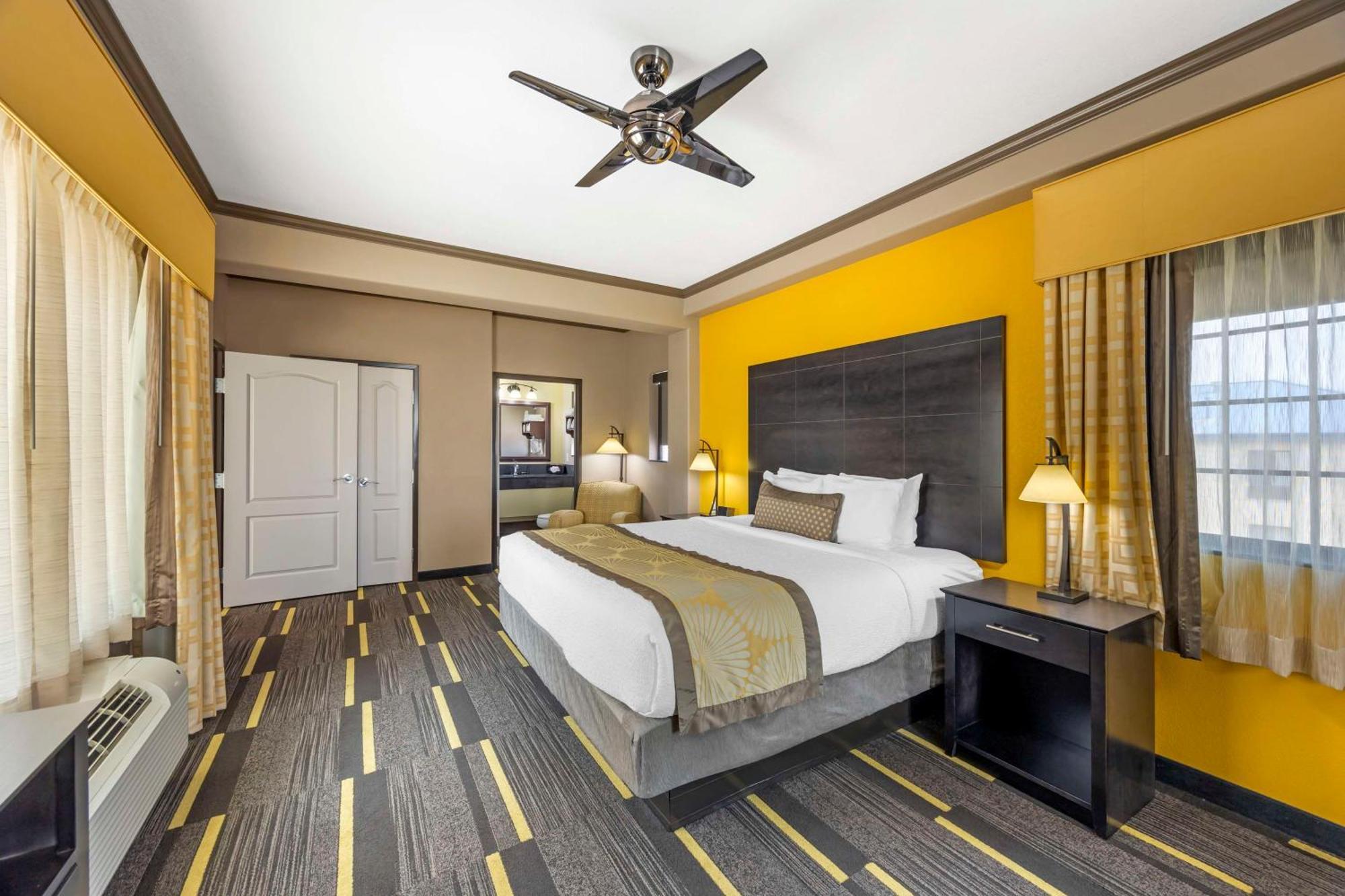 Best Western Plus Emerald Inn & Suites Garden City Kültér fotó