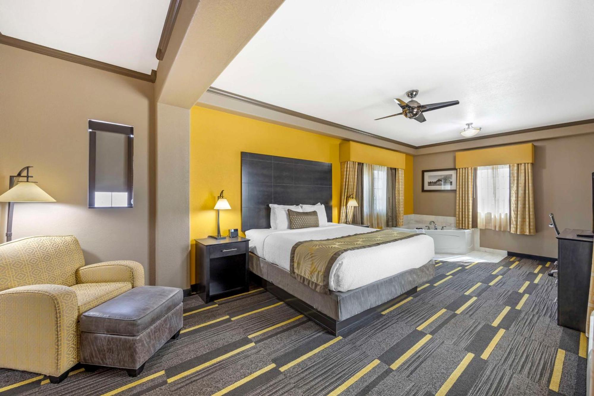 Best Western Plus Emerald Inn & Suites Garden City Kültér fotó