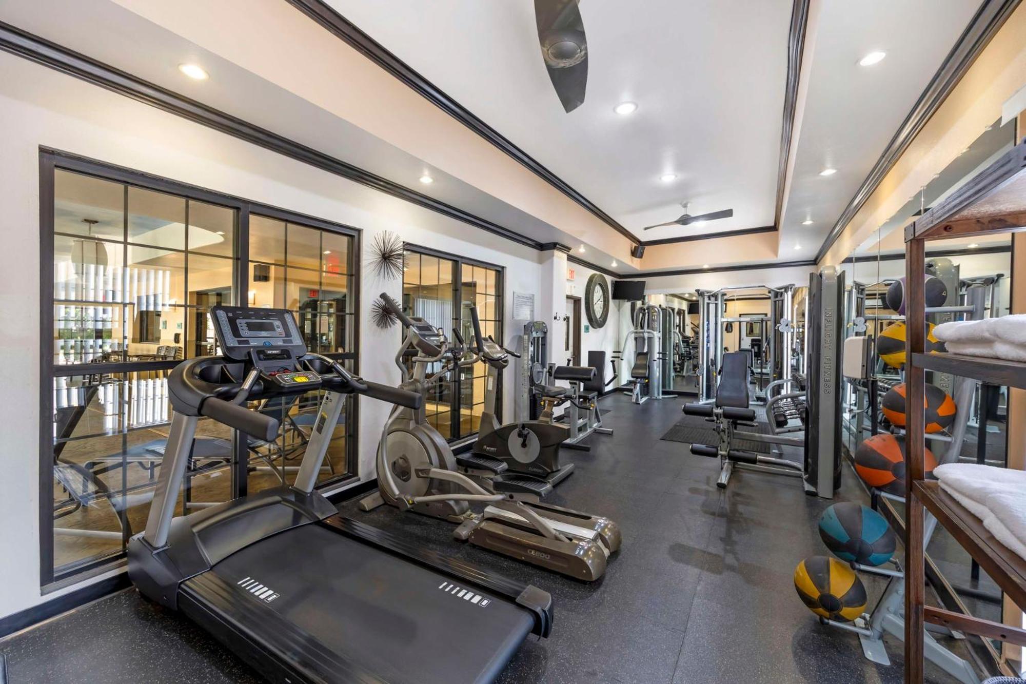 Best Western Plus Emerald Inn & Suites Garden City Kültér fotó