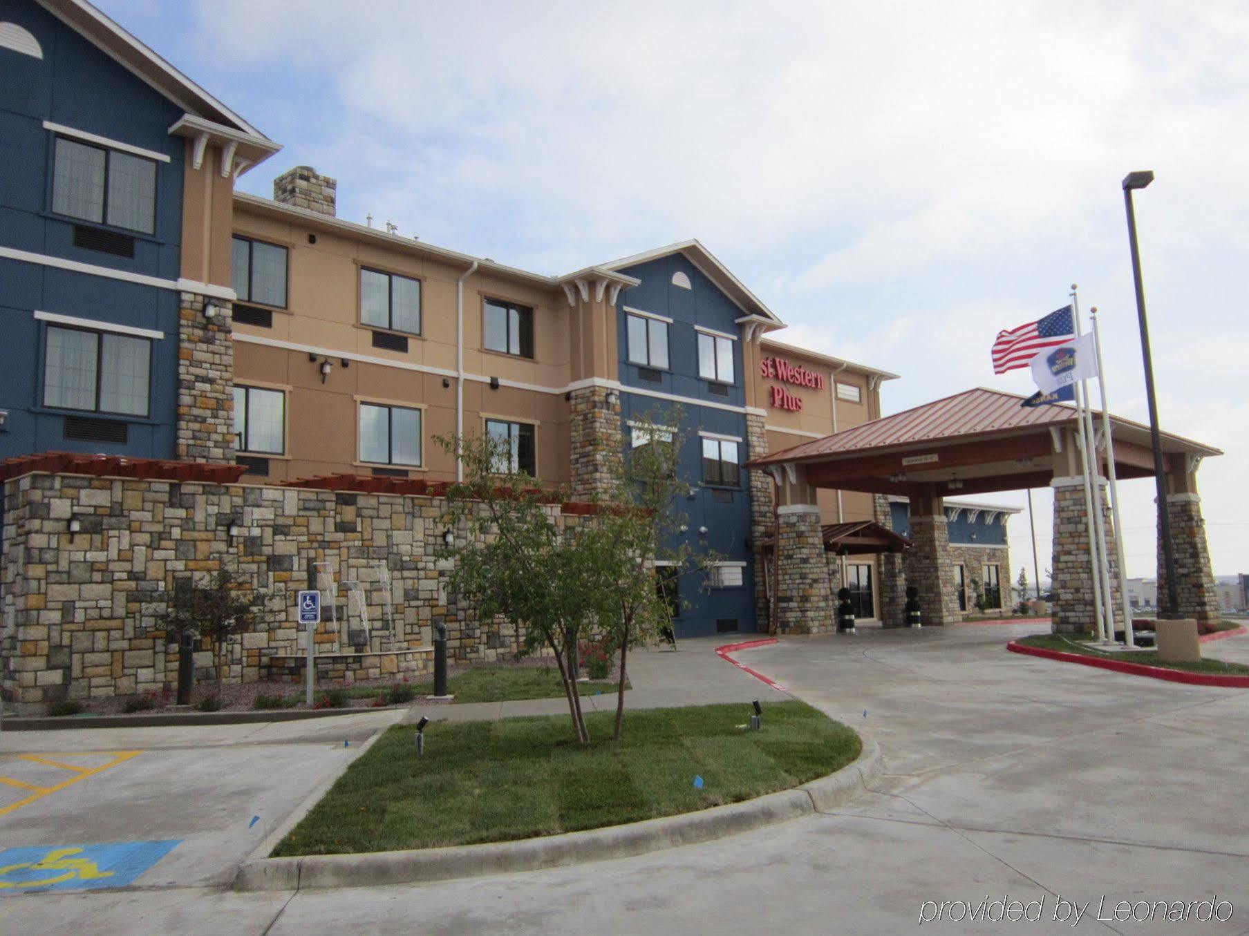 Best Western Plus Emerald Inn & Suites Garden City Kültér fotó