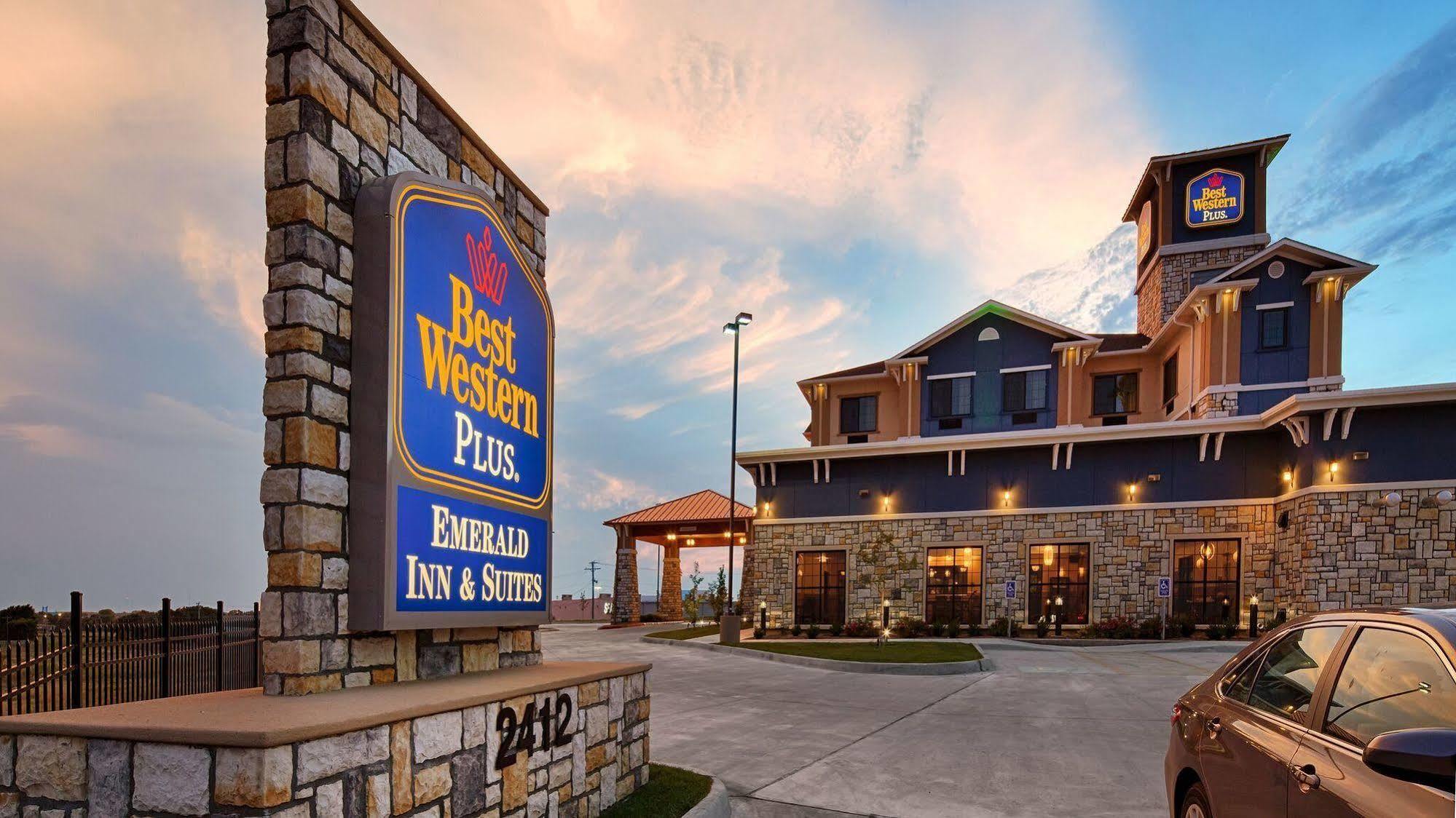 Best Western Plus Emerald Inn & Suites Garden City Kültér fotó